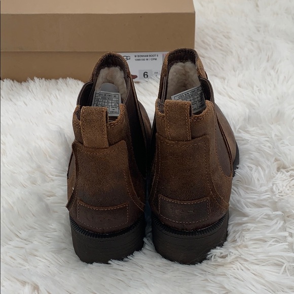Authentic UGG Bonham 2 Waterproof Chelsea Boots - Picture 4 of 7